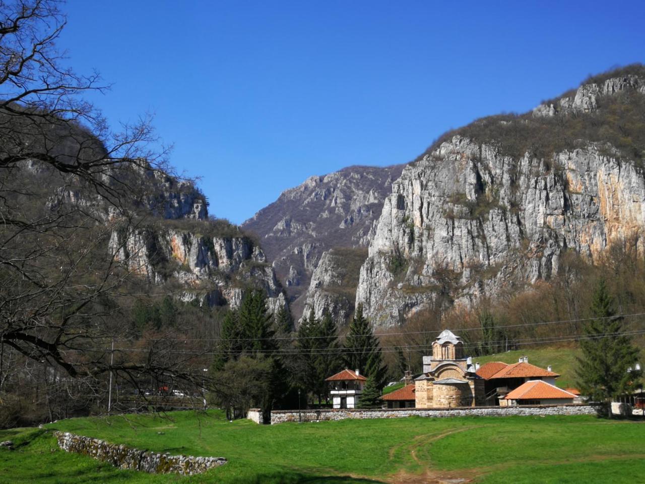 Juzni Vetar Hotel Trnski Odorovci Bagian luar foto