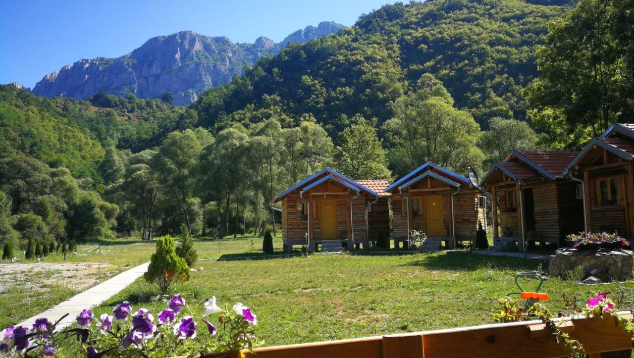 Juzni Vetar Hotel Trnski Odorovci Bagian luar foto